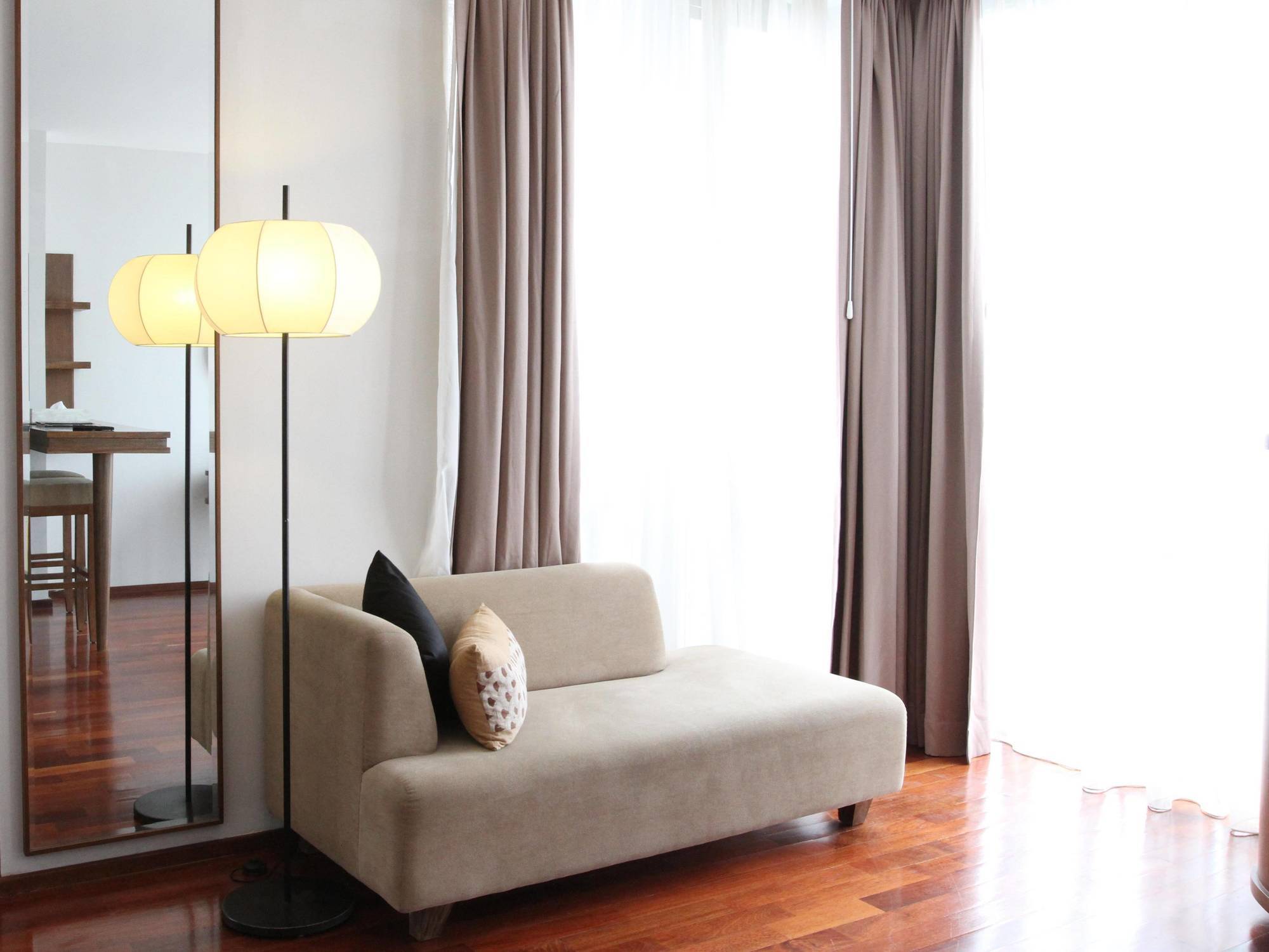 Capital O 852 The Silk At Dago Hotel Bandung Exterior photo