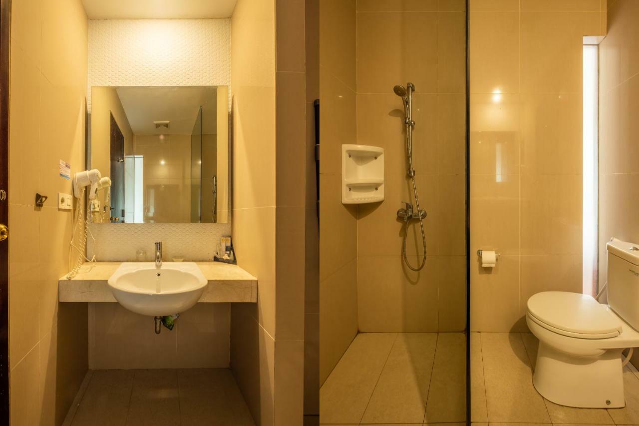 Capital O 852 The Silk At Dago Hotel Bandung Exterior photo